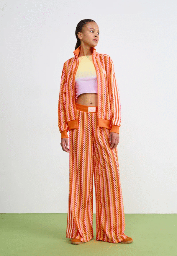 Chaqueta Firebird adidas Originals Summer Glow de S a L tallas naranja calada - Imagen 3
