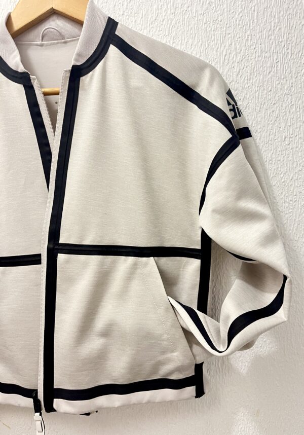 Chaqueta Adidas gris reversible - Imagen 2