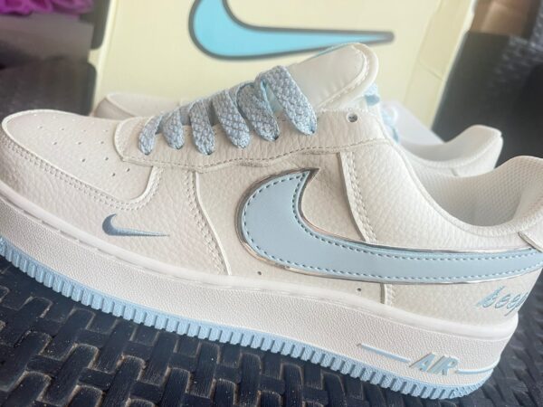 Zapatillas Nike Airforce 1 ´07 White Sky Blue Teal - Talle 38 ARG (39 EU)