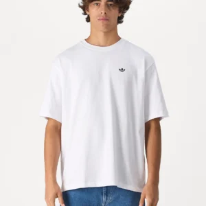 Camiseta estampada - Adidas - white - Estampa CHERRY TEE UNISEX (Talle XS, S, M, L , XL, XXL)